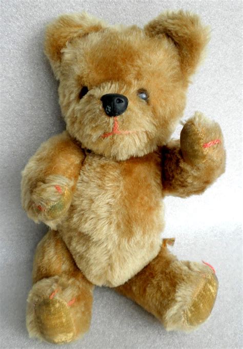 mandicrafts news views teddy bears collectibles deans rag book
