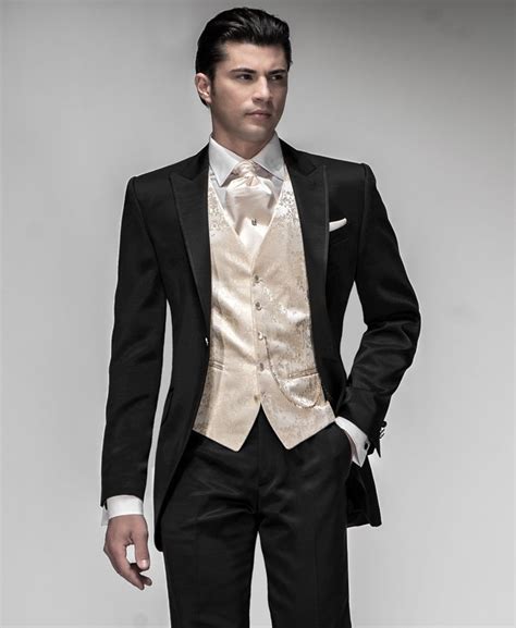 2015 Fashion Bridegroom Black Prom Suits Wedding Tuxedo For Men 4