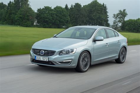 volvo drive  powertrain family world leading engine output   emissions