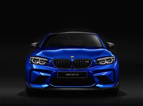 bmw  cs expected   debut  geneva  year