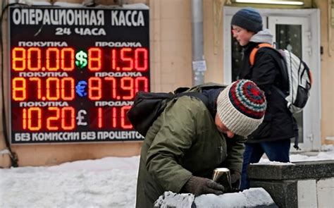 Oil Price Slump Pushes Russian Rouble To A New All Time Low Telegraph