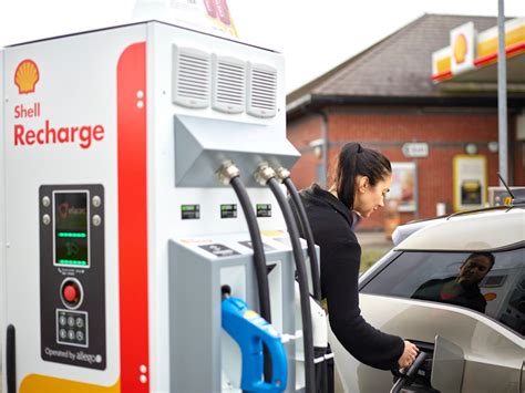 shell powers  fuel card offering  ev charging solutions