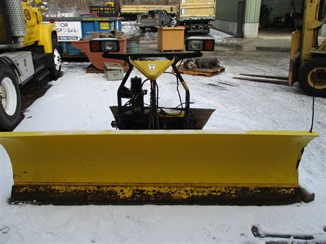 group  lots    fisher minute mount  snow plow