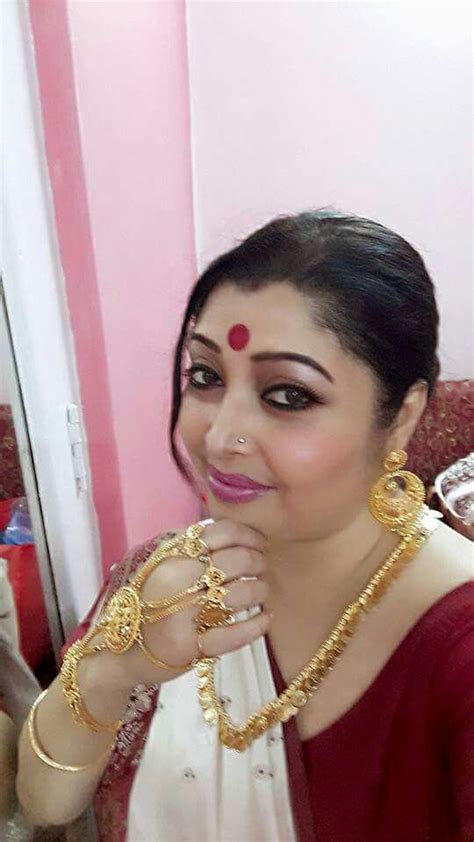 pin by jhon walter on indian aunties desi beauty india beauty women