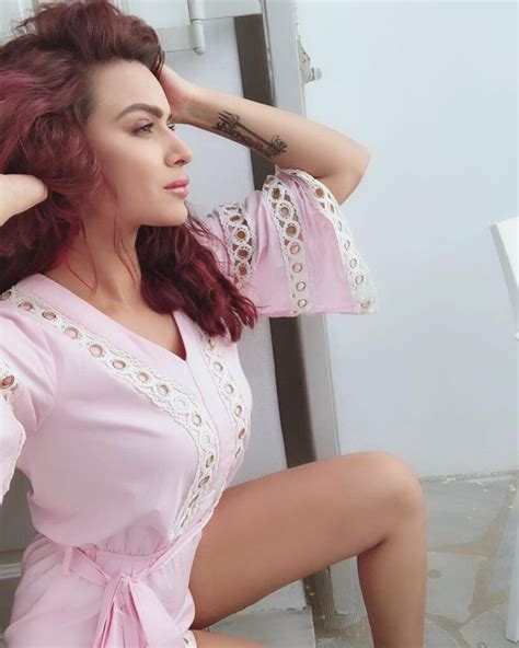 Aashka Goradia Bikini Pictures Tv Actress Bikini Images Collection To