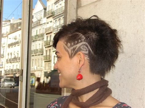 asymmetric haircut with texture haircut by ramona