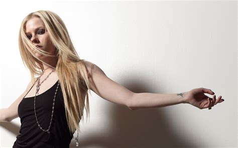 Wallpaper Women Blonde Long Hair Singer Dress Avril
