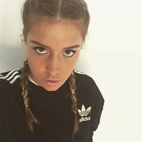 Why Adèle Exarchopoulos’s French Girl Selfie Is A Blizzard Win Vogue