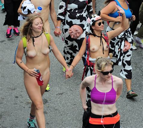 full frontal at bay to breakers 2014 and 2015 28 pics