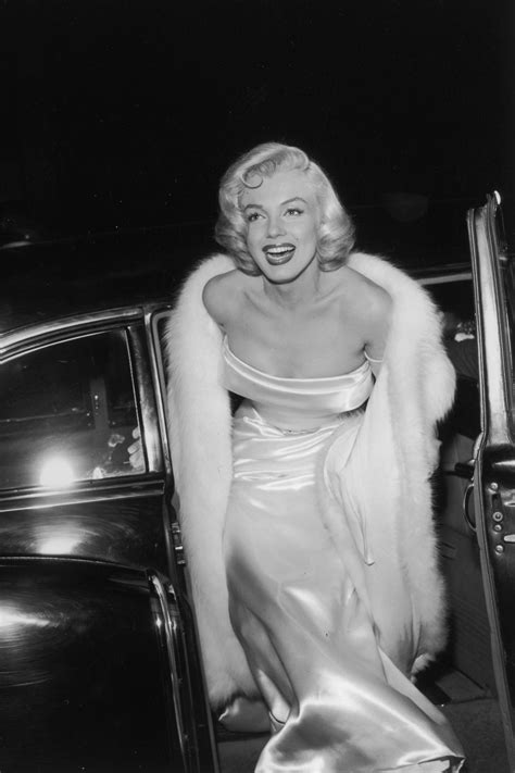 Marilyn Monroe S Most Glamorous Moments Marilyn Monroe