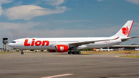 lion air  certified    star  cost airline skytrax