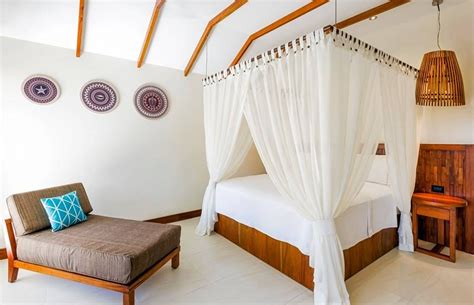 pin  amanda mott  inspiring interiors spa studio island resort
