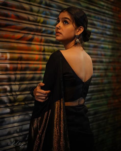 actress anaswara rajans latest photoshoot  viral