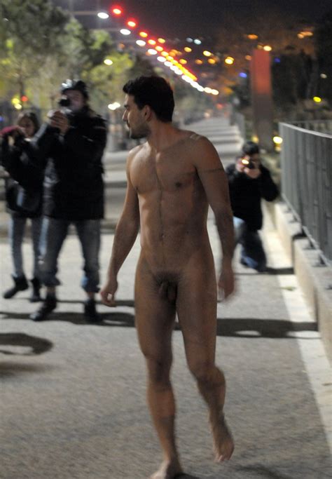 walking the streets sexy nude men