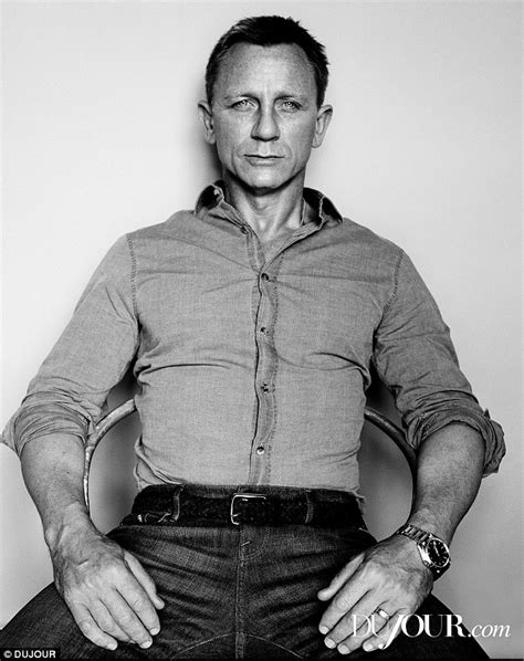 Daniel Craig Says He Misses Being Able To Get Drunk In Public Daily