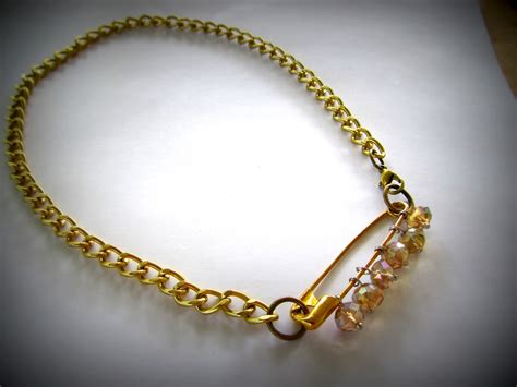 wobisobi safety pin necklace diy