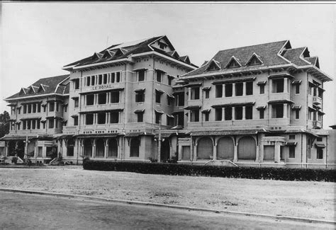 raffles history raffles hotel le royal phnom penh