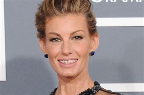 What We Can Learn From Faith Hill’s Braces
