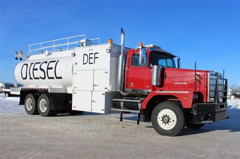 fuel transport truck wabash mfg