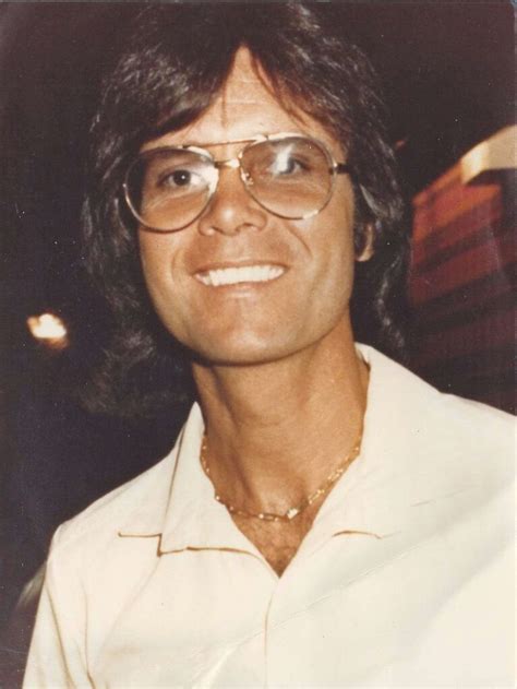 Pin By Ruth Pardieck On Cliff R Sir Cliff Richard Richard Cliff