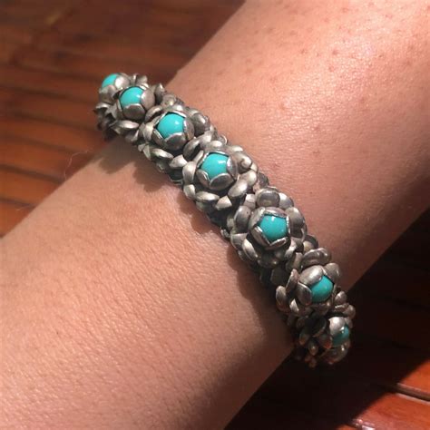 Exceptional Vintage Mexican Sterling Turquoise Cluster Flower Bracelet