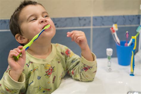 teach  child  proper tooth brushing technique true dental