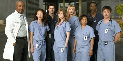 Grey S Anatomy Will Return For A 15th Season Makes