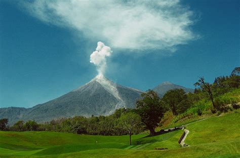 volcano eruption tips  emergency preparation      volcanic eruption