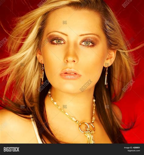 Portrait Beautiful Image And Photo Free Trial Bigstock Free Download