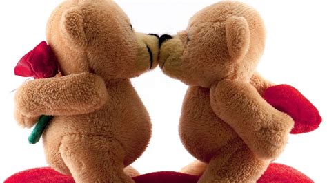 kissing teddy bears happy valentines day pictures   images