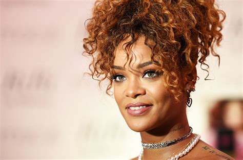 rihanna height weight age biography affairs favorite things and more