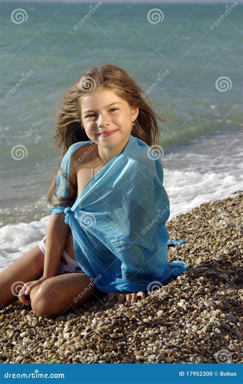 Nude Girls On The Beach Photos Of Women
