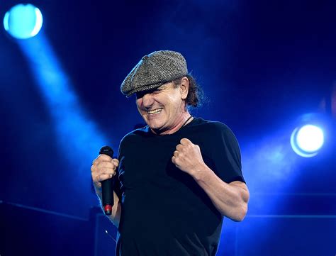 Brian Johnson Performs Ac Dcs Back In Black Onstage With Muse