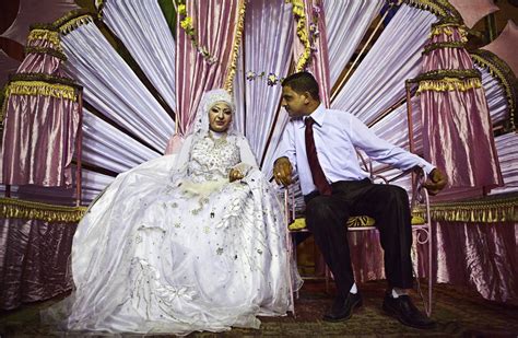 Egypt S Money Woes Hit A Touchstone Of Marriage Wsj