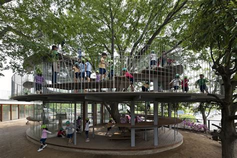 12 architects who build houses around trees instead of