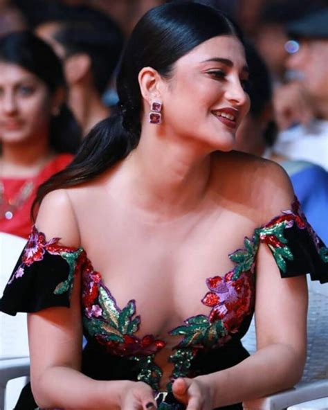 Shruti Haasan Hot Looks At Events Gulte