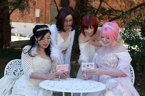 Anli And Lauras Lesbian Gamer Geek Wedding Geek Wedding Lesbian