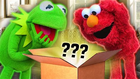 kermit  frog  elmo reveal   character youtube