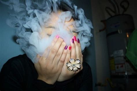 teens now smoke more weed than cigarettes more smoking teen and stoner ideas