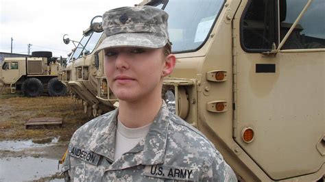 U S Women May Soon Be Required To Register For The Military Draft