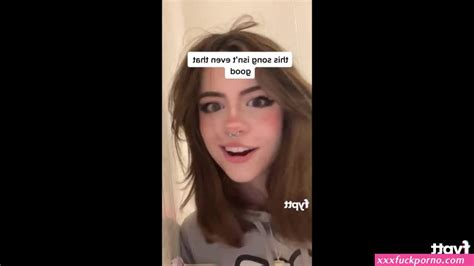 One Million Follower Tiktok Sex Girl Masturbates And Gives Sloppy