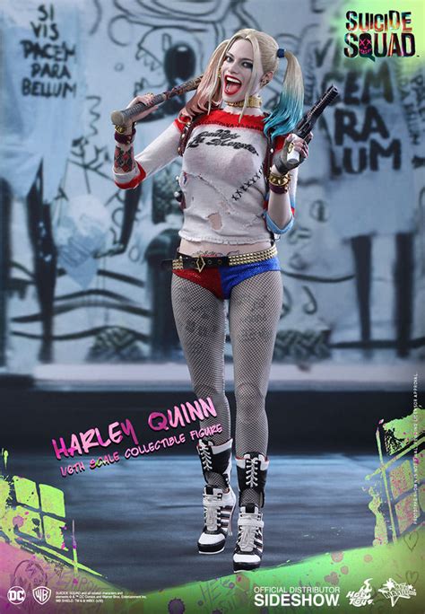Dc Comics Harley Quinn Sixth Scale Figure By Hot Toys