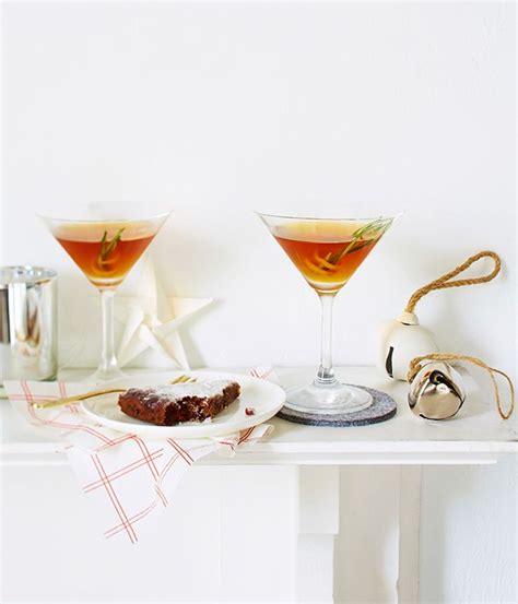 the roosevelt s yuletide cocktail