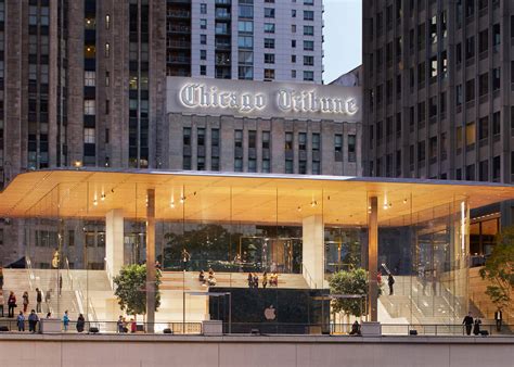 10 Striking Apple Stores By Foster Partners