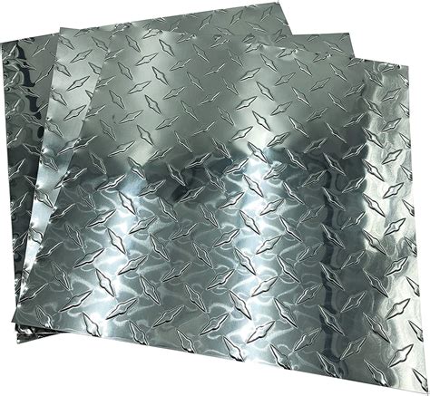 thin   ft aluminum diamond checker plate sheetrolls  wwwmetalroofingscrewscom