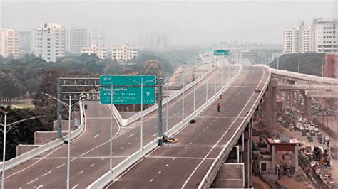 dhakas  elevated expressway  major milestone  bangladesh
