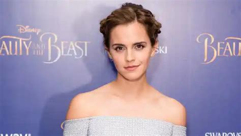 Emma Watson Reveals Weird Af Quirks In Her Beauty Routine To Show Life