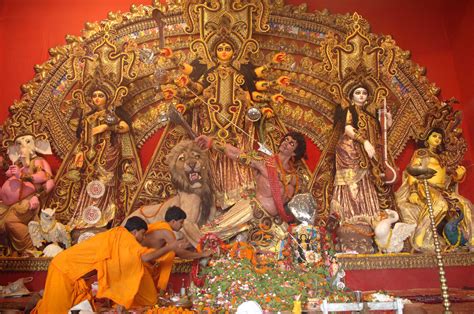 diverse ways  celebrating navaratri   diverse india shikhar