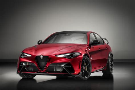 2020 Alfa Romeo Giulia Quadrifoglio Wallpaper Hd Cars Wallpapers 4k