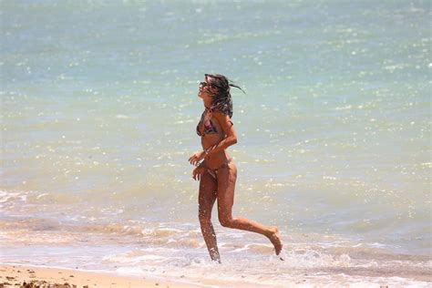 izabel goulart topless 40 photos the fappening